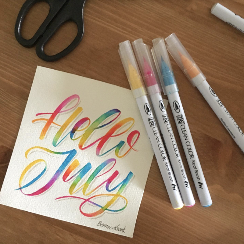 Zig Clean Color Real Brush Markers